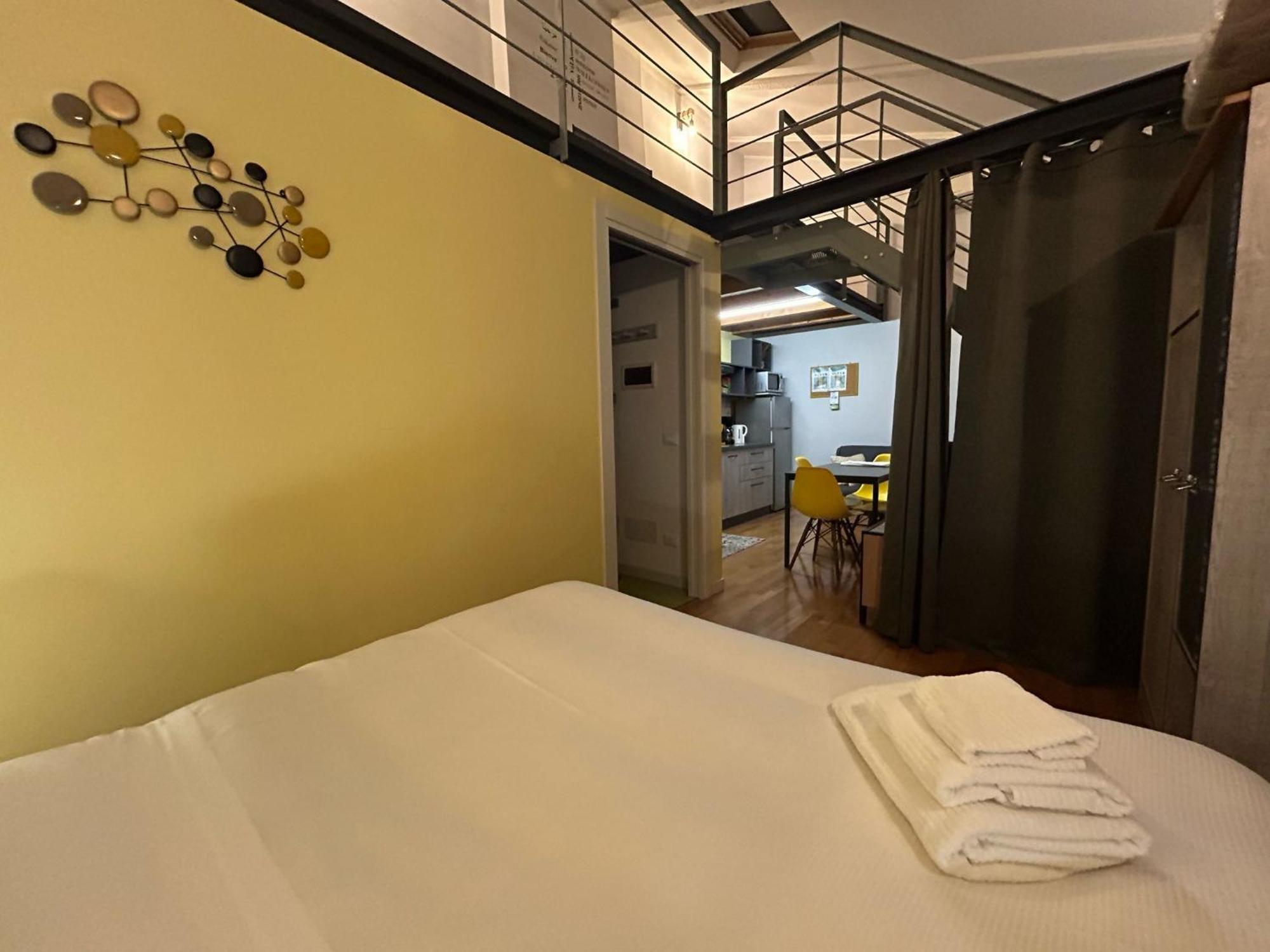 3T House Casa Vacanze Кремона Екстериор снимка